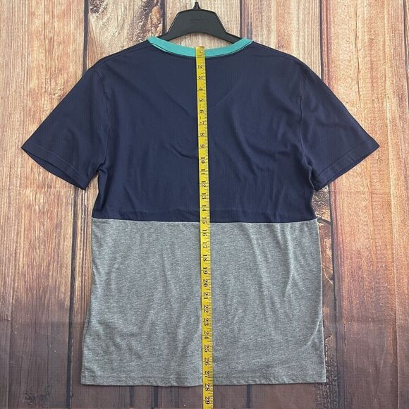 Urban Outfitters BDG T Shirt Mens Medium Slim V Neck Short Sleeve Tee NEW - Picture 6 of 9